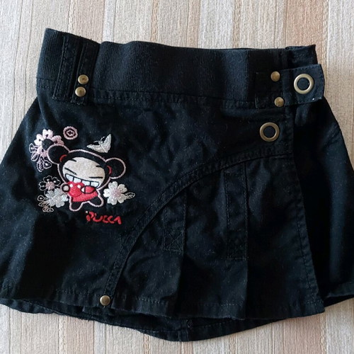 Benetton girls skirt black with Pucca design like new for ages 2-3
