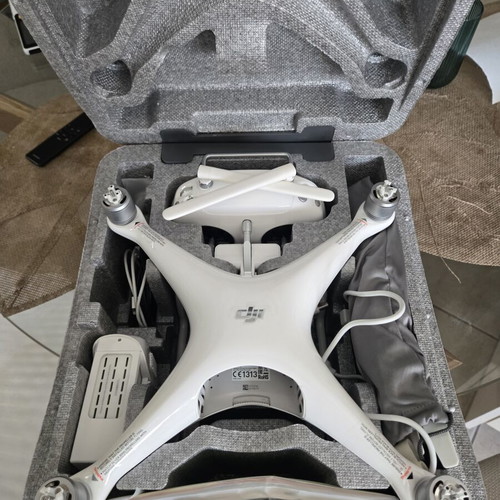 Drone Fantom 4 like new