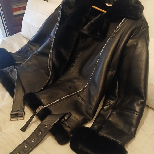 Leather jacket with fur lining new, size 44, unisex, black