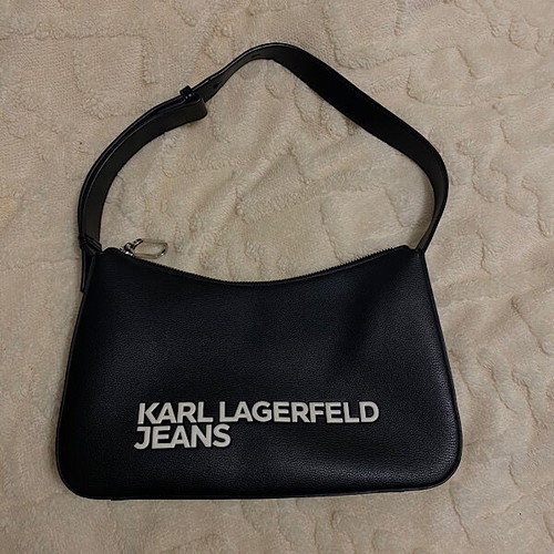 Karl Lagerfeld shoulder bag black like new