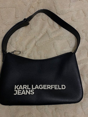 Τσάντα ώμου Karl Lagerfeld μαύρη σαν καινούργια