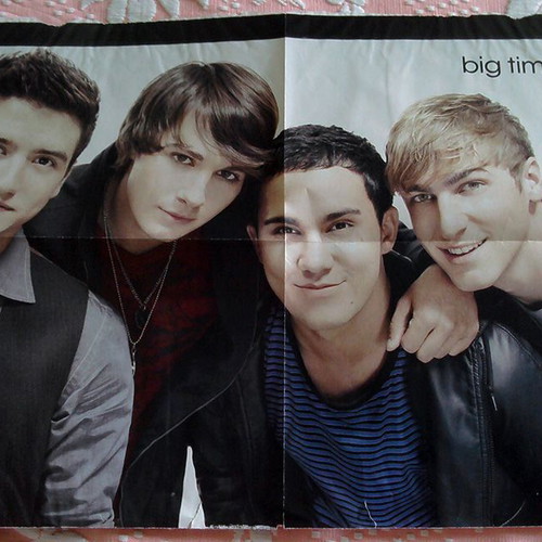 Big Time Rush poster like new, size 42x30.5