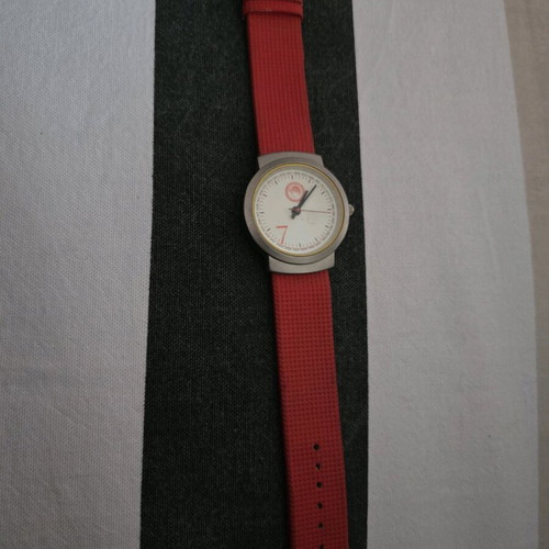 Olympiacos memorabilia like new, package with watch and accessories