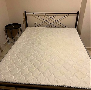 ΠΩΛΕΙΤΑΙ διπλό κρεβάτι με τάβλες & ανατομικό στρώμα, μόνο με 2 χρόνια χρήση!