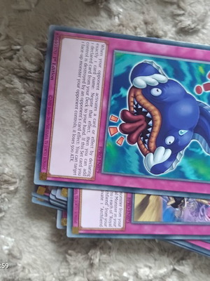 Yu-Gi-Oh Tip of the Tinying Tongue card like new