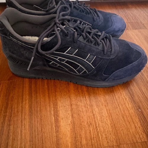 Asics Gel-Respector Indian Ink navy blue suede sneakers like new