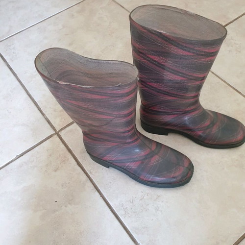 Women's galotses used, size 38, multicolored