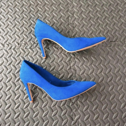 Stradivarious blue royal suede pumps like new, size 39