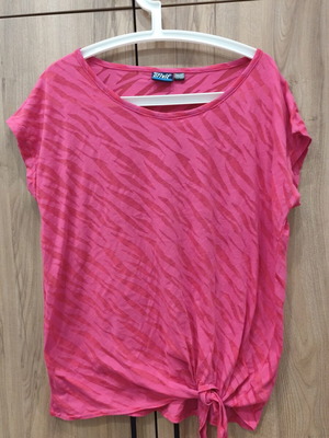 Crivit pink zebra top with knot, like new, size XL-XXL