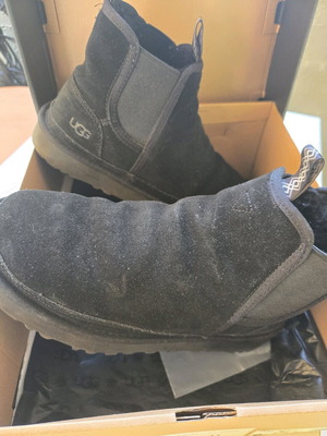 Ugg Chelsea boots used, black, men's size 41