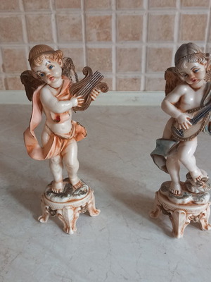 Angel figurine set used, 2 decorative pieces