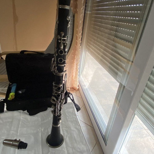Clarinet Si-bemol (Bb) used, ebony with free carrying case