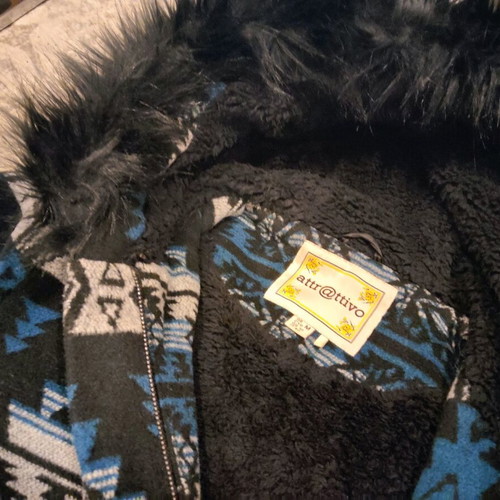 Attrattivo women's parka like new with synthetic fur size M