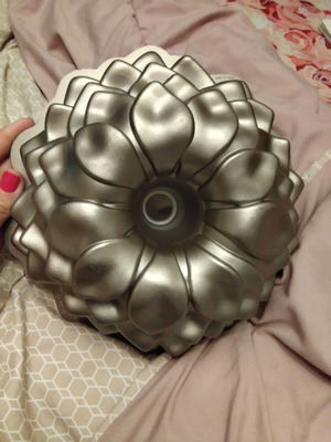 Nordic Ware Φόρμα για κέικ Blossom 25x10εκ. σειρά Toffee, Καινούργιο