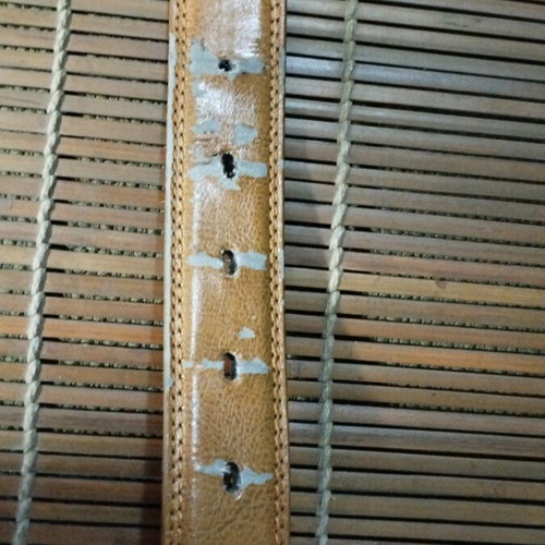 Beige leather belt used, size 115 cm