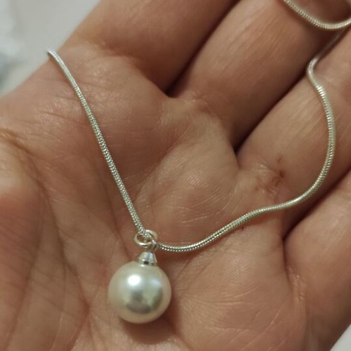 Necklace with silver pearl pendant made of stainless steel new