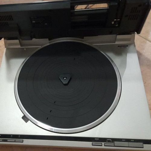 Technics SL-QL1 turntable quartz-controlled direct drive
