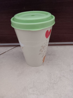Children's cup like new, missing straw