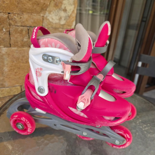Nijdam Adjustable 3-in-1 Skates Size 33-36 Used with Floral Helmet Gift