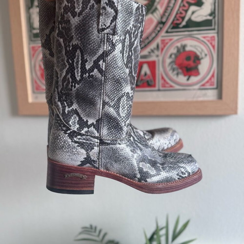 Sendra leather biker boots snake print like new size 38-39