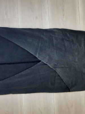 H&M skirt with slit, cotton