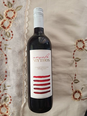 Ampelo Mythos ερυθρός ξηρός οίνος, σφραγισμένη φιάλη 750ml