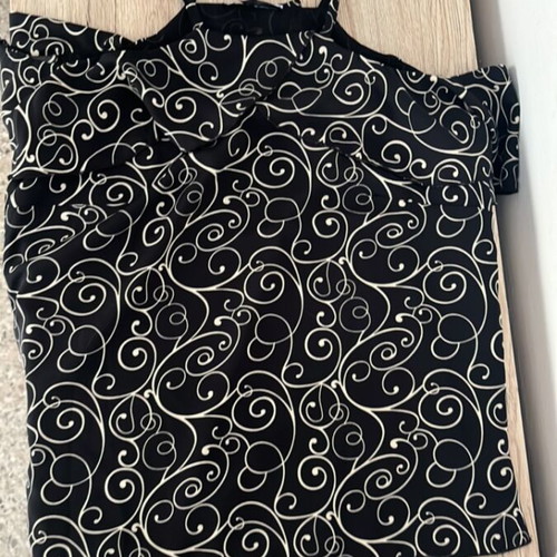 Black blouse with Zic Zac pattern new, one size