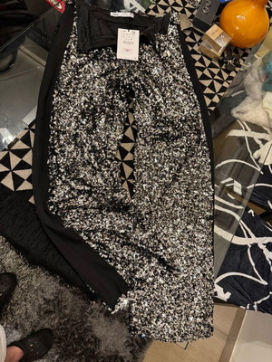Zara pants with sequins new, silver, size L