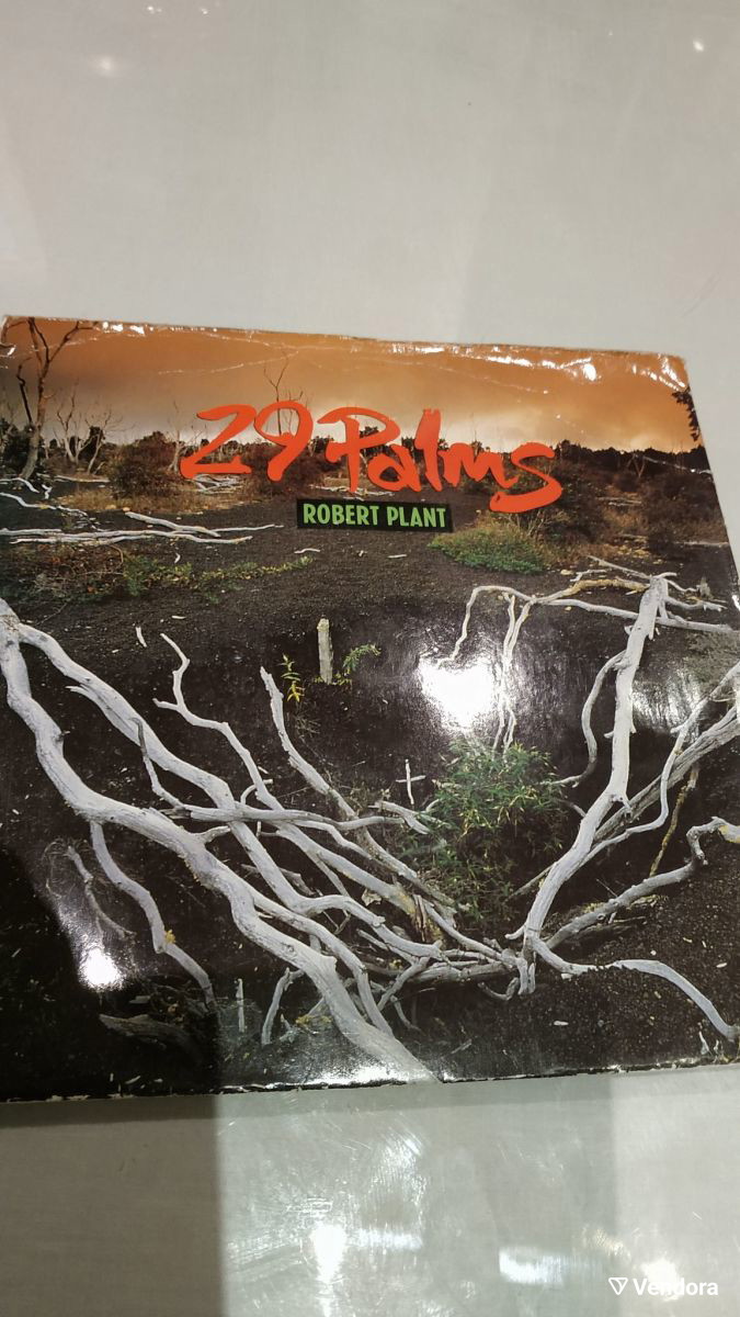 Robert Plant vinyl 3 used 7" singles -  25,00 - Vendora.cy