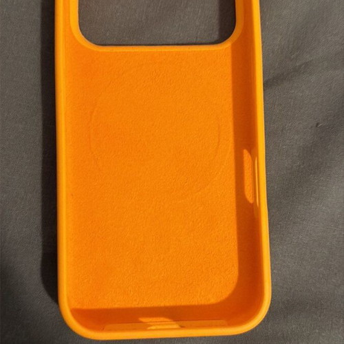iPhone 17 Pro case new, orange