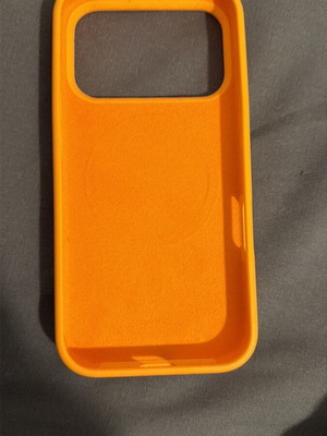 iPhone 17 Pro case new, orange