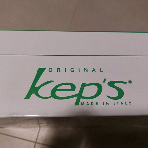 Keps burgundy castor boots in excellent condition