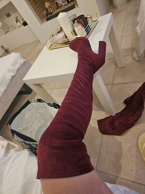 Over knee boots like new, red, size 36