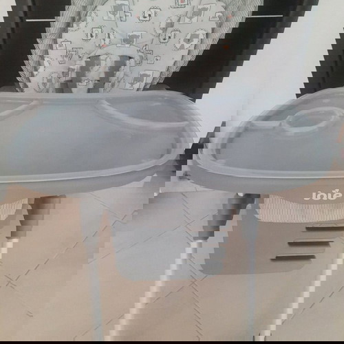 Καρεκλάκι φαγητού Joie με ρυθμιζόμενη πλάτη σαν καινούργιο