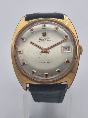 Nivada Compensamatic 17 Rubis manual-wind watch used, vintage style
