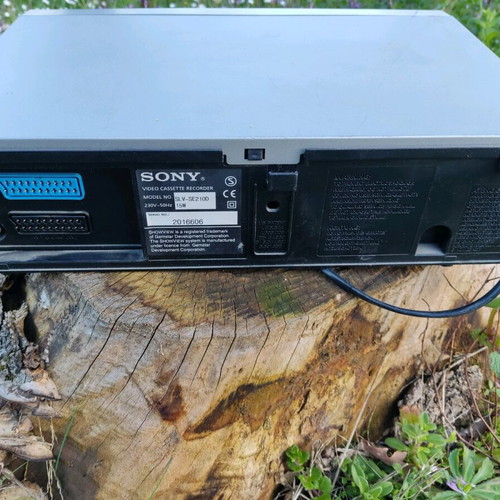 Sony Video SLV SE210D used