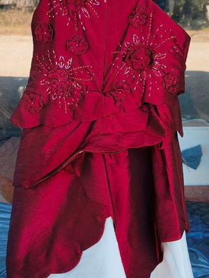 Αμπιγιέ Φόρεμα Μπορντό Κεντημένο στο Χέρι με Χάντρες και Πούλιες Like New