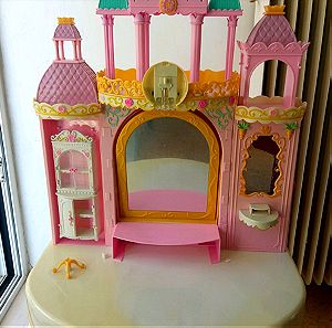 Μεγάλη παιδική τουαλέτα ομορφιάς που γίνεται κουκλόσπιτο Barbie