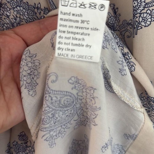 Philosophy women's blouse-shirt like new, beige and blue, size S