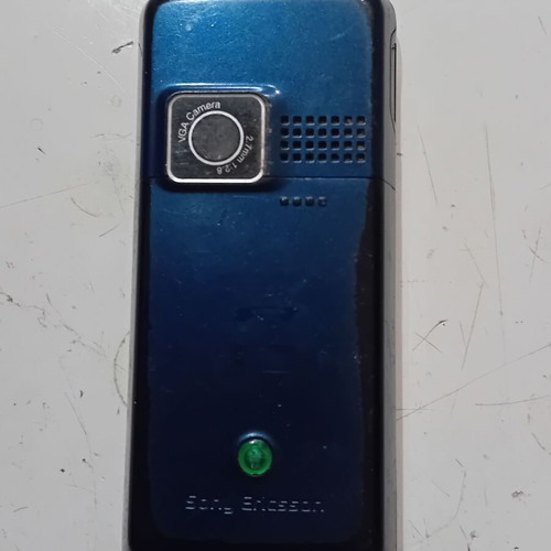 Sony Ericsson K220i mobile phone refurbished for parts