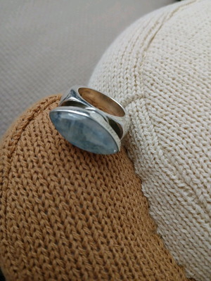Silver 925 ring with natural opal moonstone, new