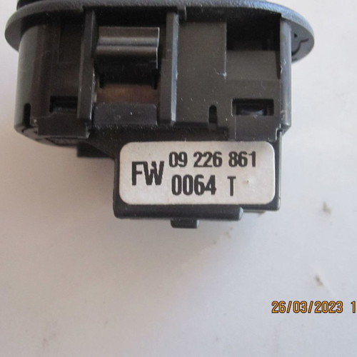 Mirror switch for Opel Corsa C '00-'06 used