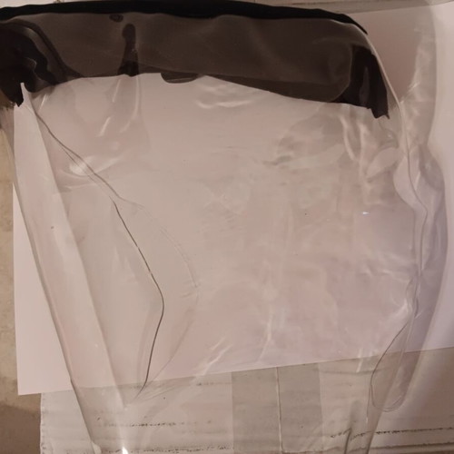 Protective face mask like new
