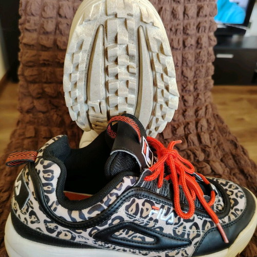 Fila sports shoes like new, size 40, colorful