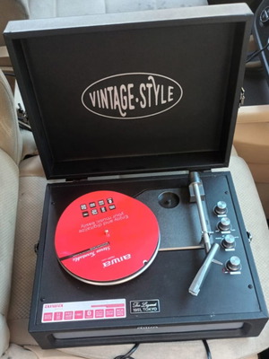 Aiwa VPX-1971BK Vintage Turntable like new