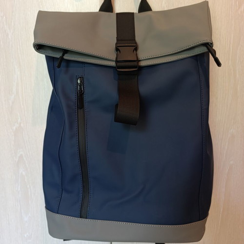 Rolltop Backpack unisex, like new, gray and blue
