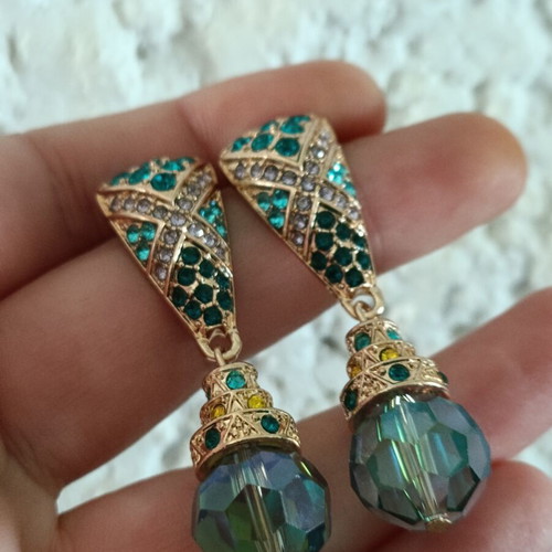 Statement women's stainless steel earrings with iridescent glass stone new