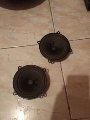 Car speakers 100 watts like new
