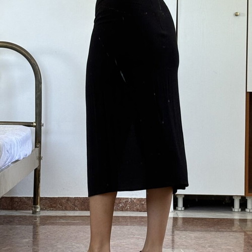 H&M skirt size 36 like new, black