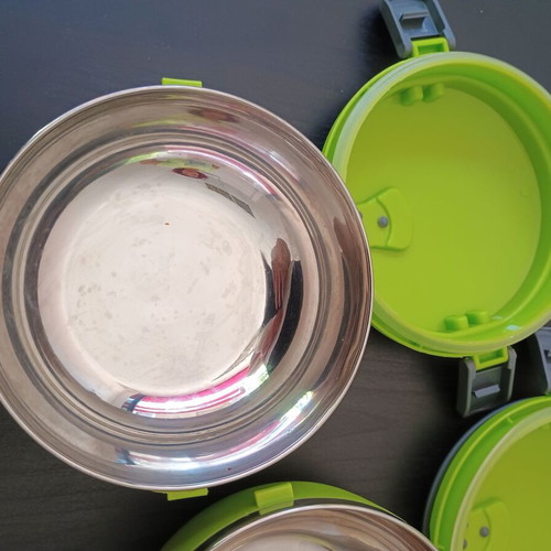 Taper bowl set used, metal and plastic with lids, 2 pieces